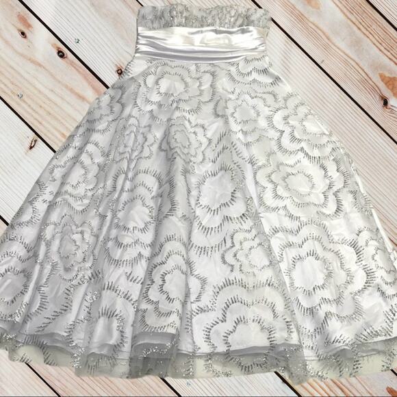 MORGAN & CO - 7/8 White Silver Glitter Party Dress - Picture 1 of 8